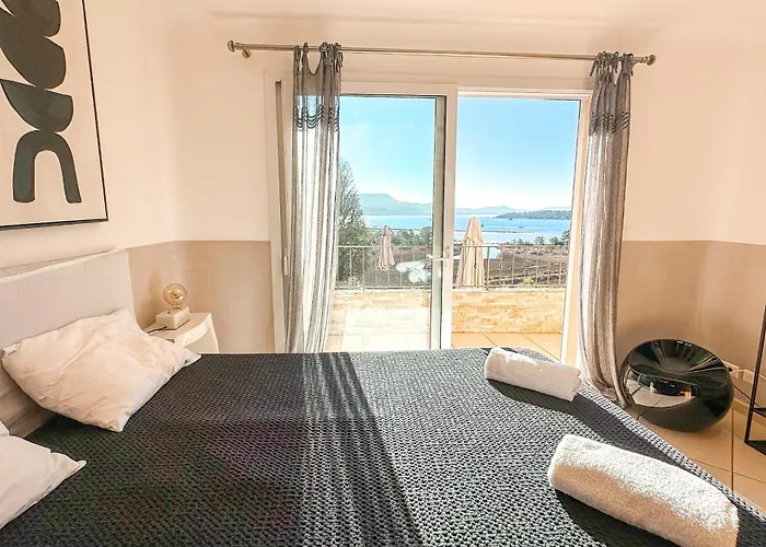 Golfo Di Sogno Villa